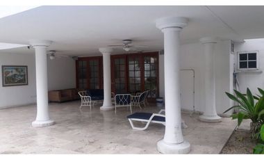 VENDO/ALQUILO CASA CON PISCINA EN EL CARMEN
