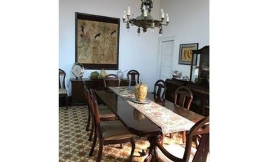 CASA ESQUINA EN BELLA VISTA 470 MTS