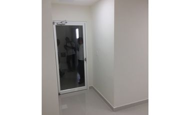 OFICINA A ESTRENAR EN BAYVIEW