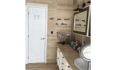 APARTAMENTO VENTA PH RIVAGE AVENIDA BALBOA 141M2