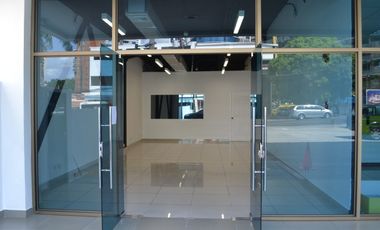 LOCAL COMERCIAL EN BELLA VISTA PLAZA COWES 100 MTS