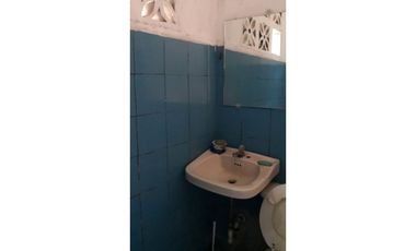 LOCAL COMERCIAL AMOBLADO  BELLA VISTA 112 M2