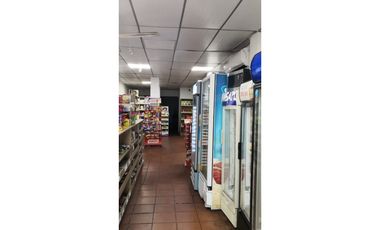 LOCAL COMERCIAL AMOBLADO  BELLA VISTA 112 M2