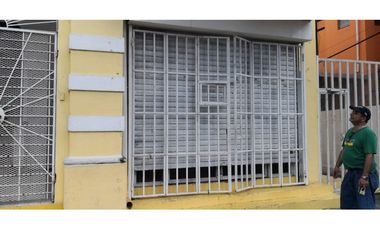 LOCAL COMERCIAL AMOBLADO  BELLA VISTA 112 M2