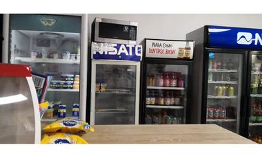 LOCAL COMERCIAL AMOBLADO  BELLA VISTA 112 M2