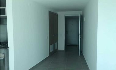 APARTAMENTO EN VENTA PH YACHT CLUB VISTA AL MAR.