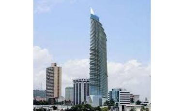 APARTAMENTO EN VENTA PH YACHT CLUB VISTA AL MAR.