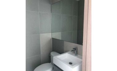 APARTAMENTO EN VENTA PH YACHT CLUB VISTA AL MAR.