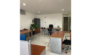 OFICINA FULL AMOBLADA EN PH COLORES