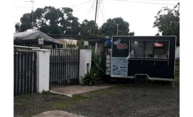 VENDO LOTE COMERCIAL Y CASA EN CHORRERA