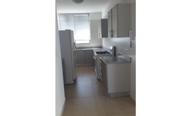 APARTAMENTO AMOBLADO BELLA VISTA PH VISTA BALBOA 2REC+CBE