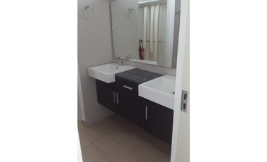 APARTAMENTO AMOBLADO BELLA VISTA PH VISTA BALBOA 2REC+CBE