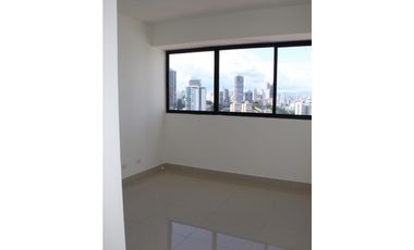 SE ALQUILA APARTAMENTO AVENIDA BALBOA PH BALBOA BAY 129 M2