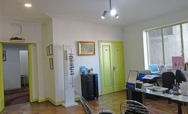 Oficina en Venta en Plaza Anibal Pinto