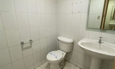 Oficina en Venta en Local Comercial Central - Vivar / San Martin