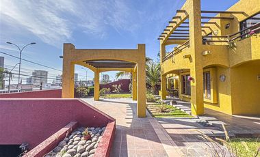 Casa en Venta en Avenida Pedro Prado / Av. Ramón Perez (Avda. Chipana)