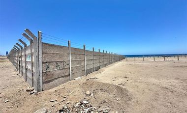 Sitio en Venta en Playa Seremeño - costado ruta A1