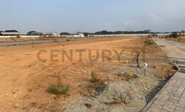 Venta de Terreno en Urb. Aires Norte, Samborondón