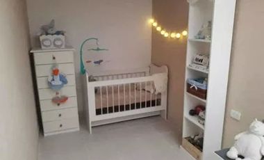 HERMOSO DUPLEX MUY LUMINOSO CON COCHERA EN SARANDI
