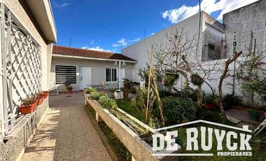 Casa en venta en Quilmes Oeste