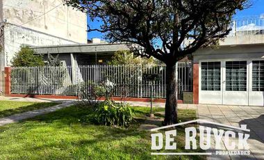 Casa en venta en Quilmes Oeste