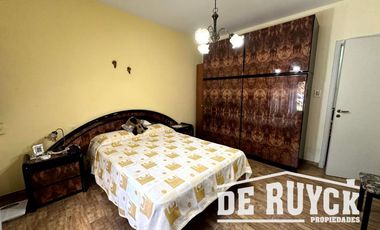 Casa en venta en Quilmes Oeste