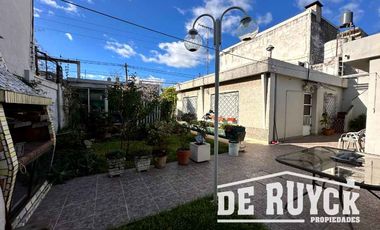 Casa en venta en Quilmes Oeste