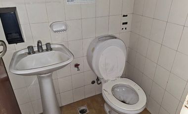 Local comercial en venta ubicado en Morón
