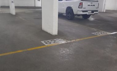 Estacionamiento en Venta en Universidad Tecnica Federico Santa María