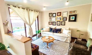 Casa en Venta en Condominio Cumbres de Peñalolén