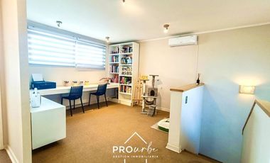 Casa en Venta en Condominio Cumbres de Peñalolén