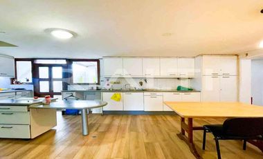 Casa en venta 3 cuadras de la Eloy Alfaro y Portugal