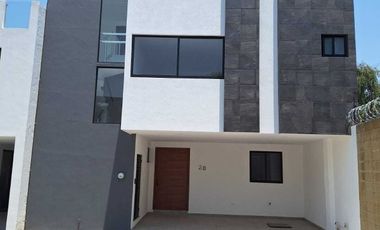 ESTRENA CASA EN EL 
