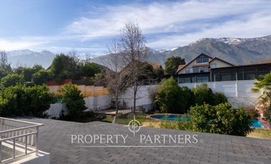 Oportunidad 6 dormitorios, condominio cerrado Macul Alto/Camino del Paisaje