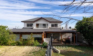 Oportunidad 6 dormitorios, condominio cerrado Macul Alto/Camino del Paisaje