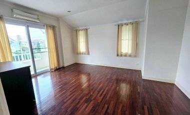For Sale: 2-Story Detached House in Baan Nonnipa Mae Jo