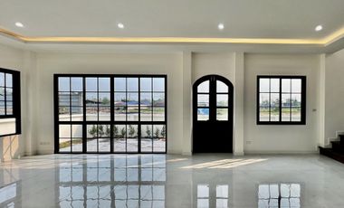 4 Bedroom House for sale at Rung Arun Harmony