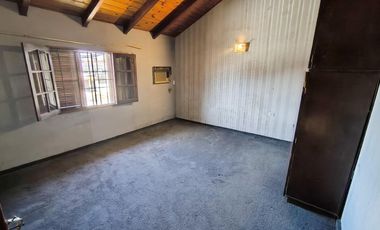 Venta casa de 3 dormitorios en Villa Gobernador Galvez