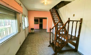 Venta casa de 3 dormitorios en Villa Gobernador Galvez