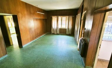 Venta casa de 3 dormitorios en Villa Gobernador Galvez