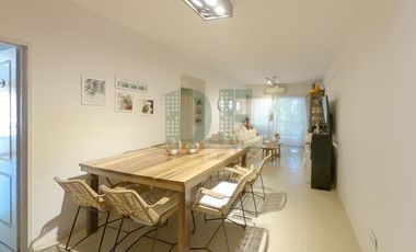 Departamento Amplio de 3 ambientes con cochera en   San Fernando