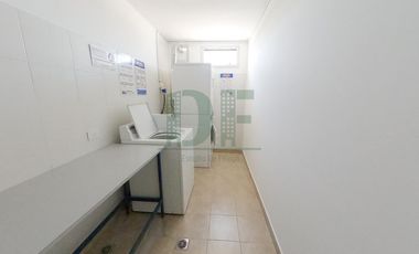 Departamento Amplio de 3 ambientes con cochera en   San Fernando