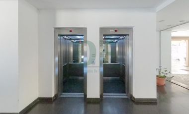 Departamento Amplio de 3 ambientes con cochera en   San Fernando