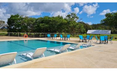 VENTA DE LOTE CAMPESTRE EN CONDOMINIO FAYETTEVILLE CAPIRA