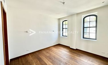 SANTA FAMILIA / CASCO VIEJO / VENTA