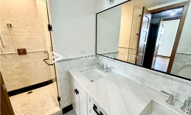 SANTA FAMILIA / CASCO VIEJO / VENTA