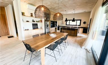 CASA EN VENTA A METROS DEL MAR - MARTIMO III 14