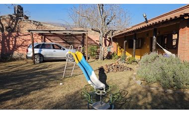 Casa en Venta con Patio - Cordoba Argentina
