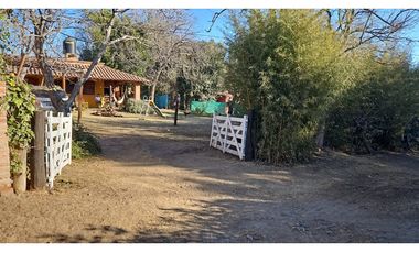 Casa en Venta con Patio - Cordoba Argentina