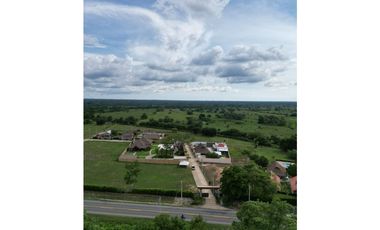 MEGALOTE EN ARJONA Condominio Villa Luna